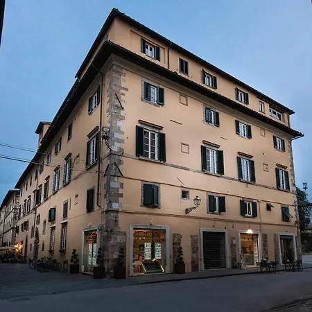 Grand Universe La Residenza Aparthotel *