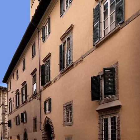 Grand Universe La Residenza Lejlighedshotel 4*