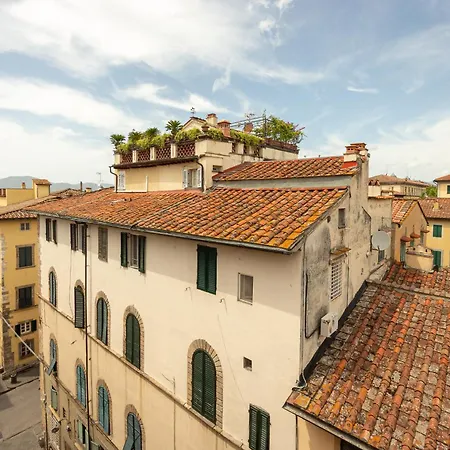 Apart-hotel Grand Universe La Residenza 4*