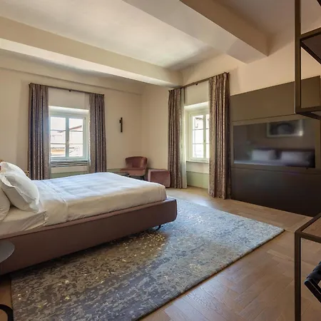 Grand Universe La Residenza Aparthotel *