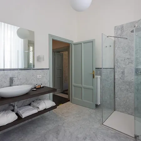 Grand Universe La Residenza 4*
