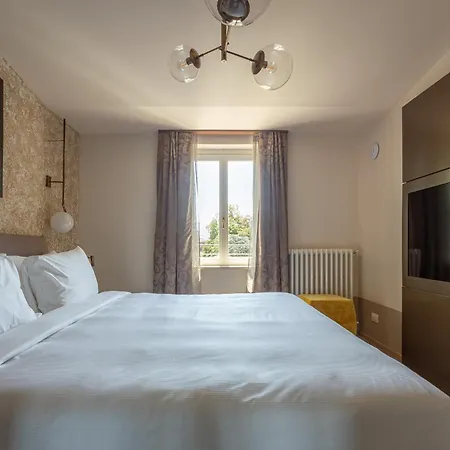 Grand Universe La Residenza 4*