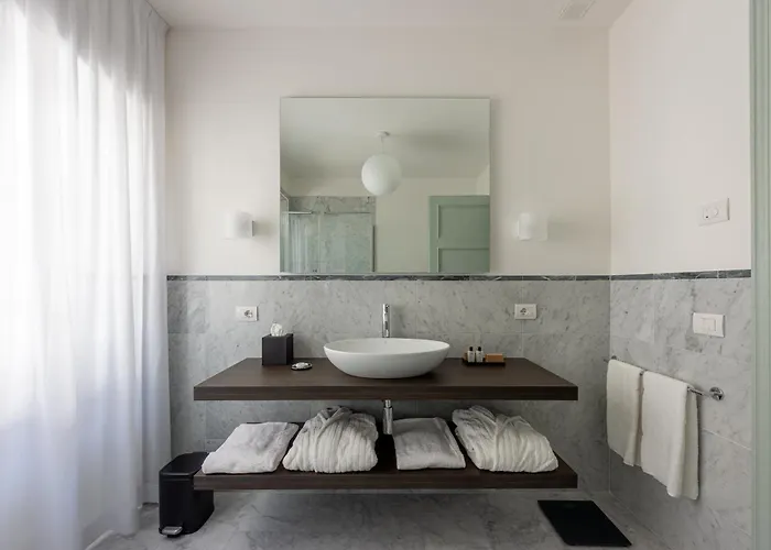 Apart-hotel Grand Universe La Residenza 4*